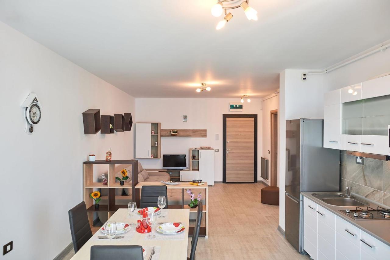 Rubic Apartment Spa N Pool Beach Resort Năvodari 외부 사진