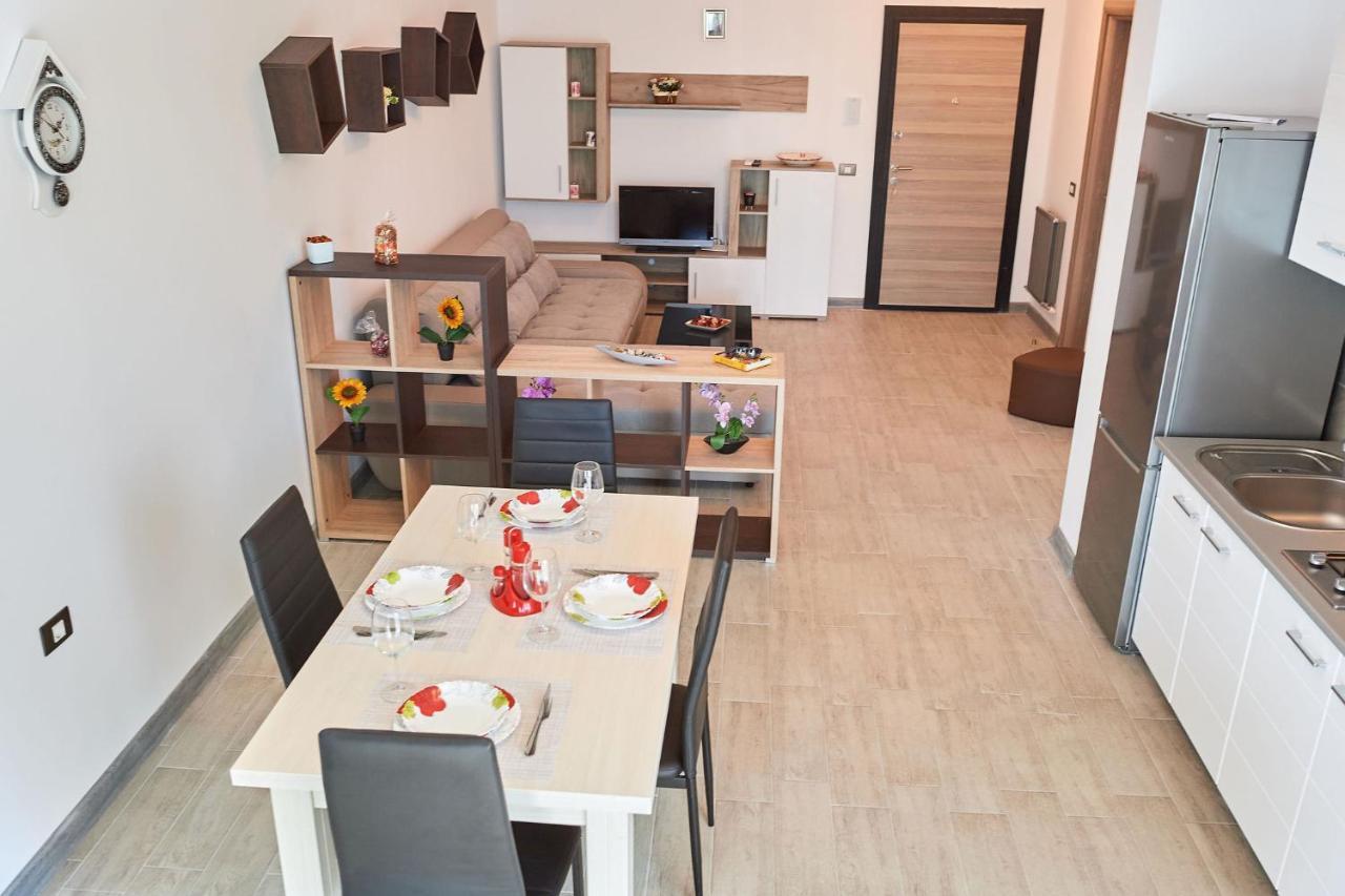 Rubic Apartment Spa N Pool Beach Resort Năvodari 외부 사진